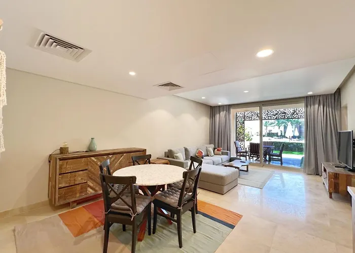 Apartman Waterfront & Groovy 2 Bdr Mangroovy Free Pool & Access Gurdaka