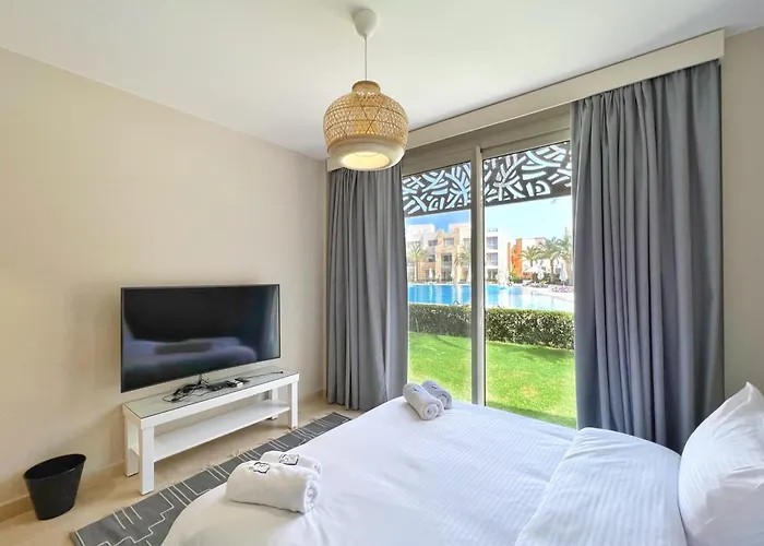 Waterfront & Groovy 2 Bdr Mangroovy Free Pool & Access Apartman Gurdaka