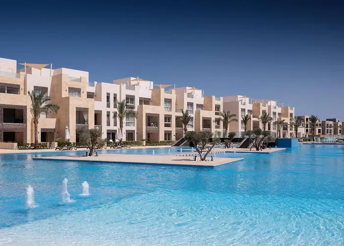 Waterfront & Groovy 2 Bdr Mangroovy Free Pool & Access Apartman Gurdaka